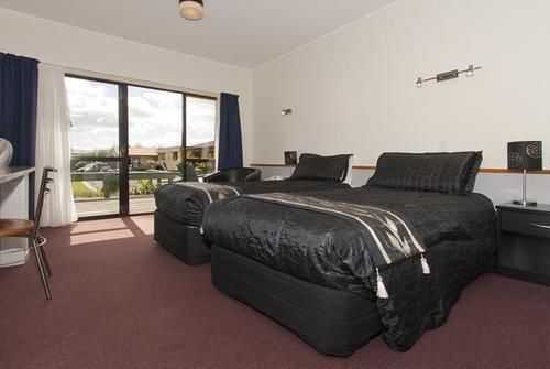 Aotearoa 3*